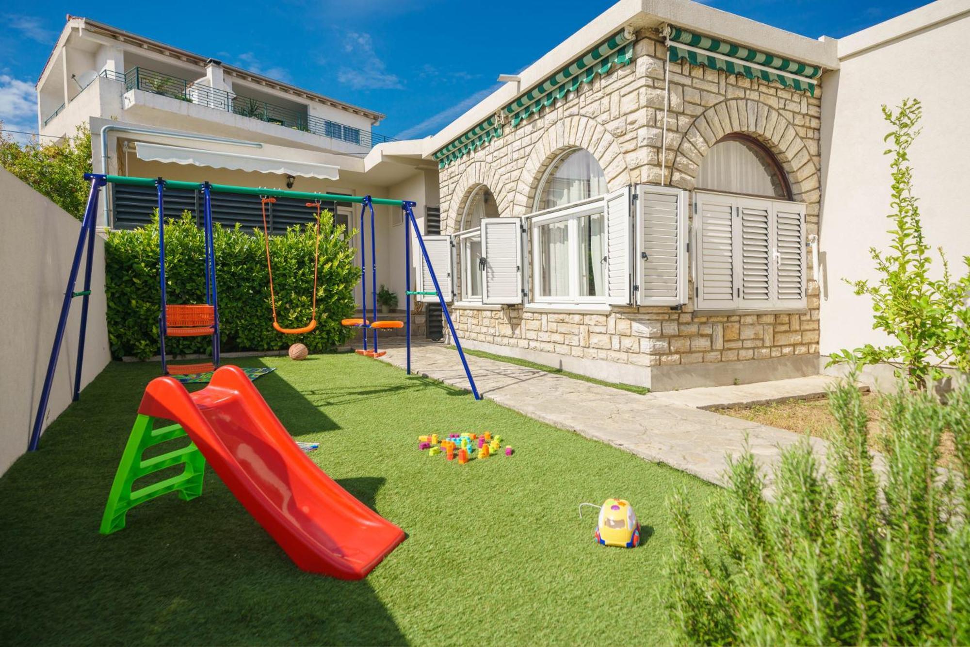 Holiday Home Oliva Vodice Exterior photo