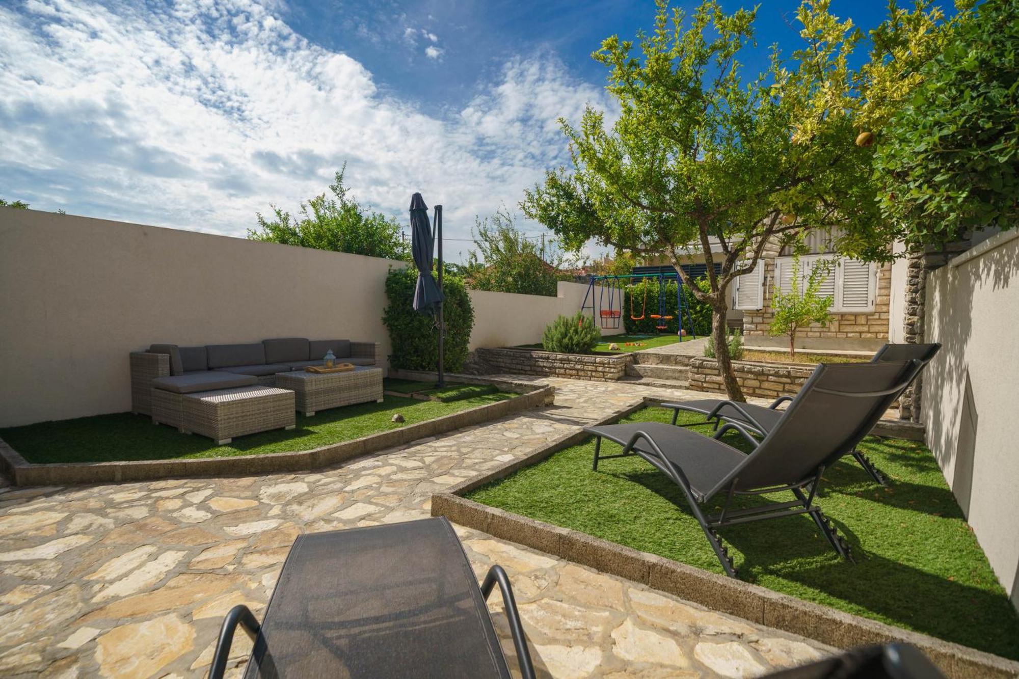 Holiday Home Oliva Vodice Exterior photo